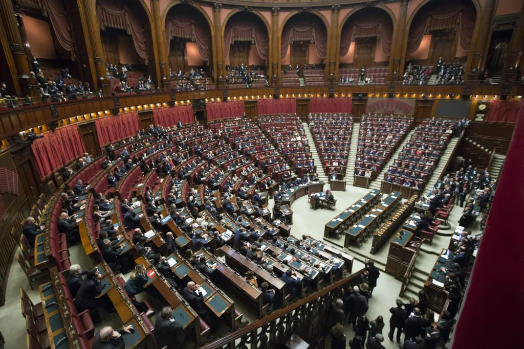 Façade de bâtiment institutionnel américain, illustration vote Sénat