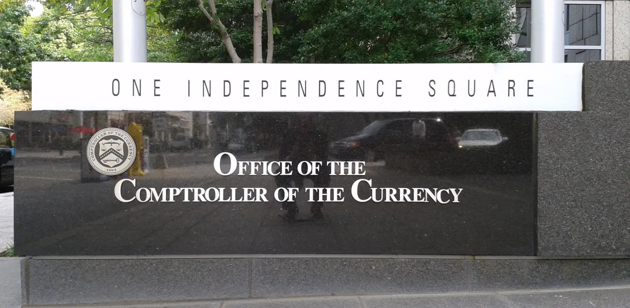 Panneau du siège de l’Office of the Comptroller of the Currency à Washington